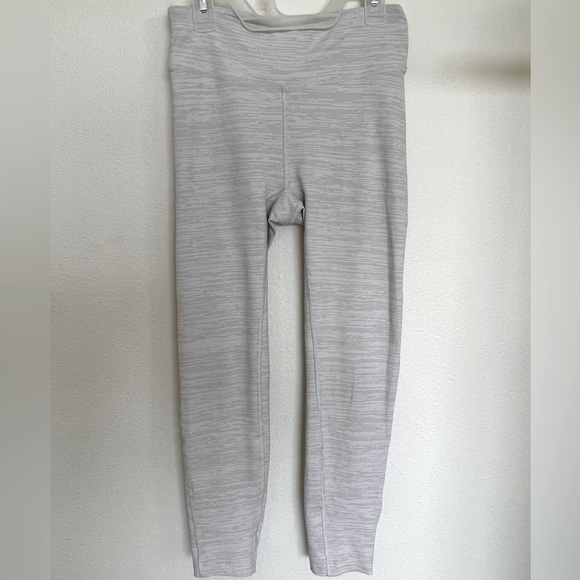 Outdoor voices warmup 7/8 legging grey oatmeal women's size small - Picture 3 of 9